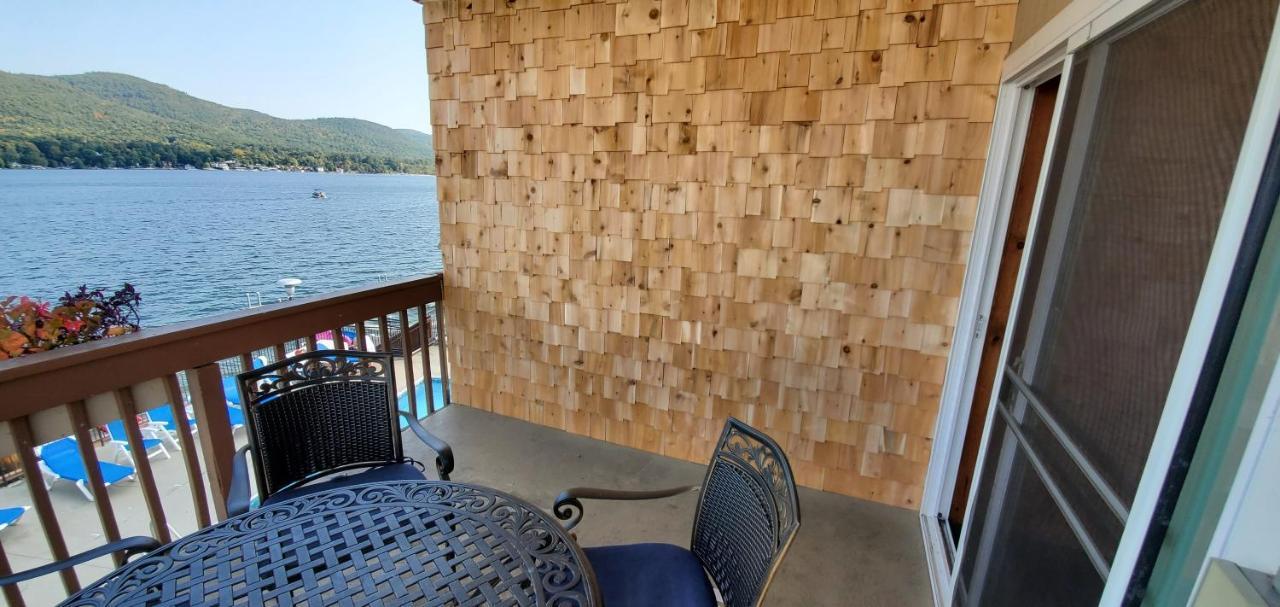 Lakefront Suite