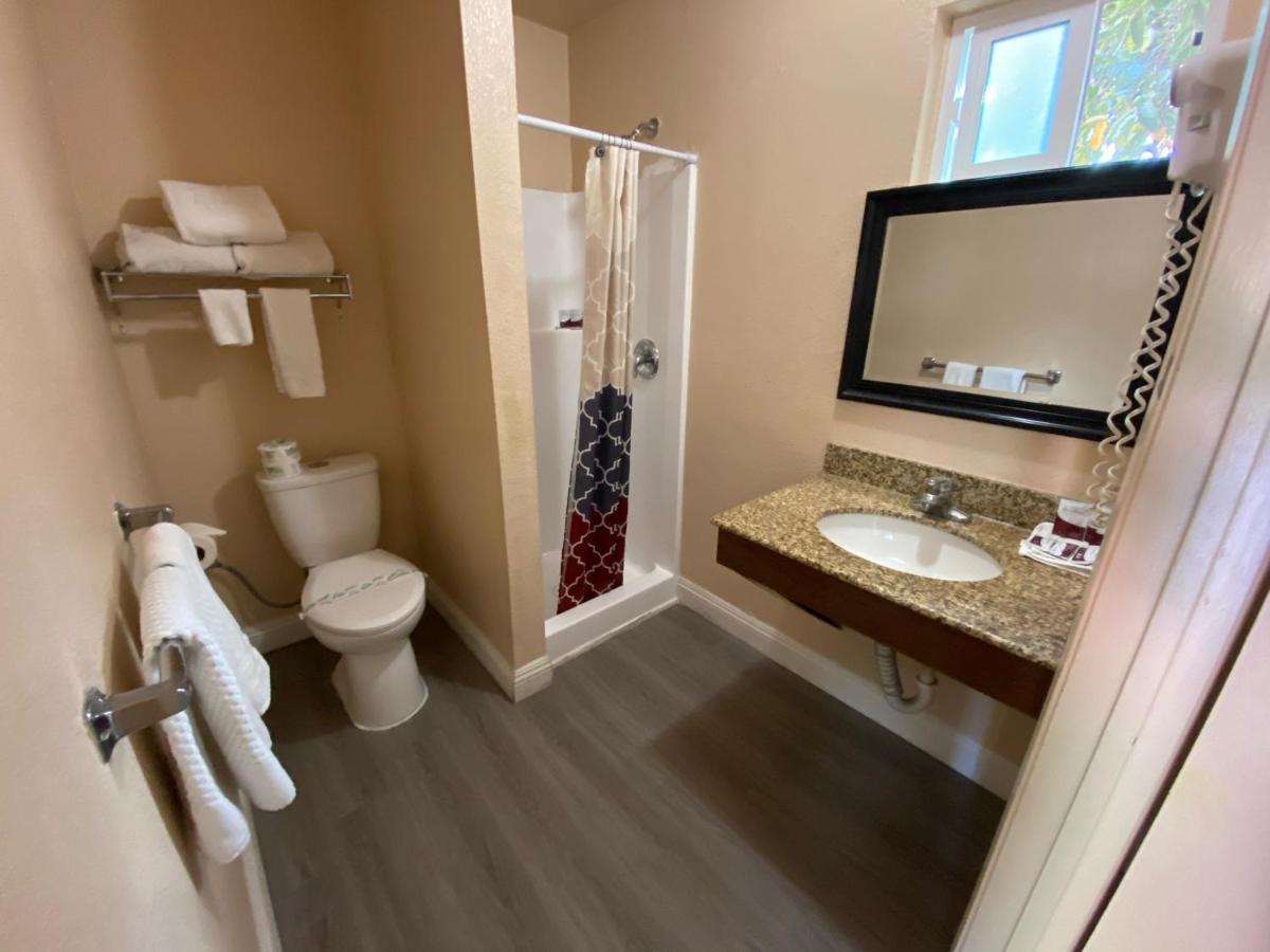 Budget Double Room,1083070903:JPEG