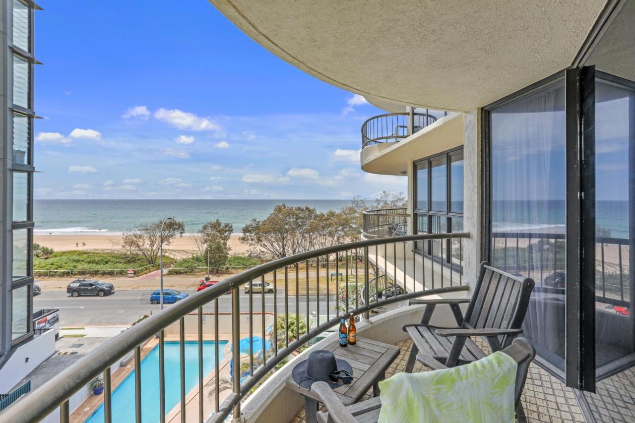 One-Bedroom Apartment Partial Ocean View