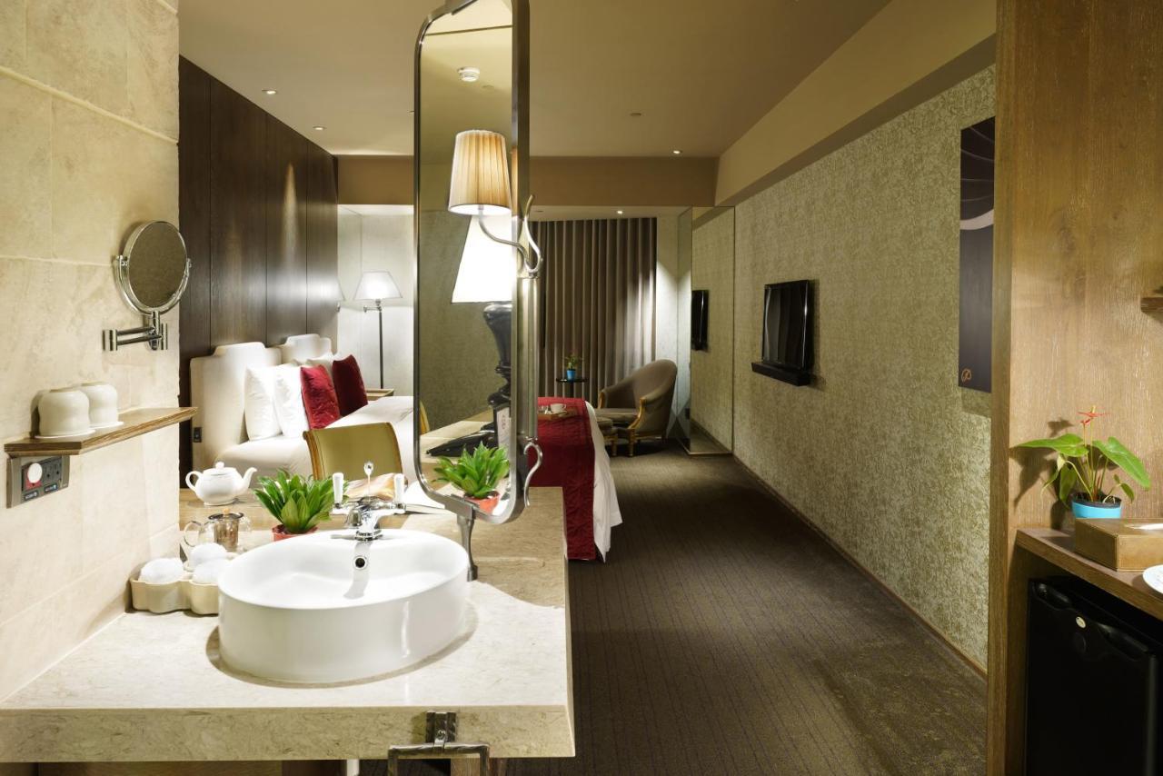 Executive King Room