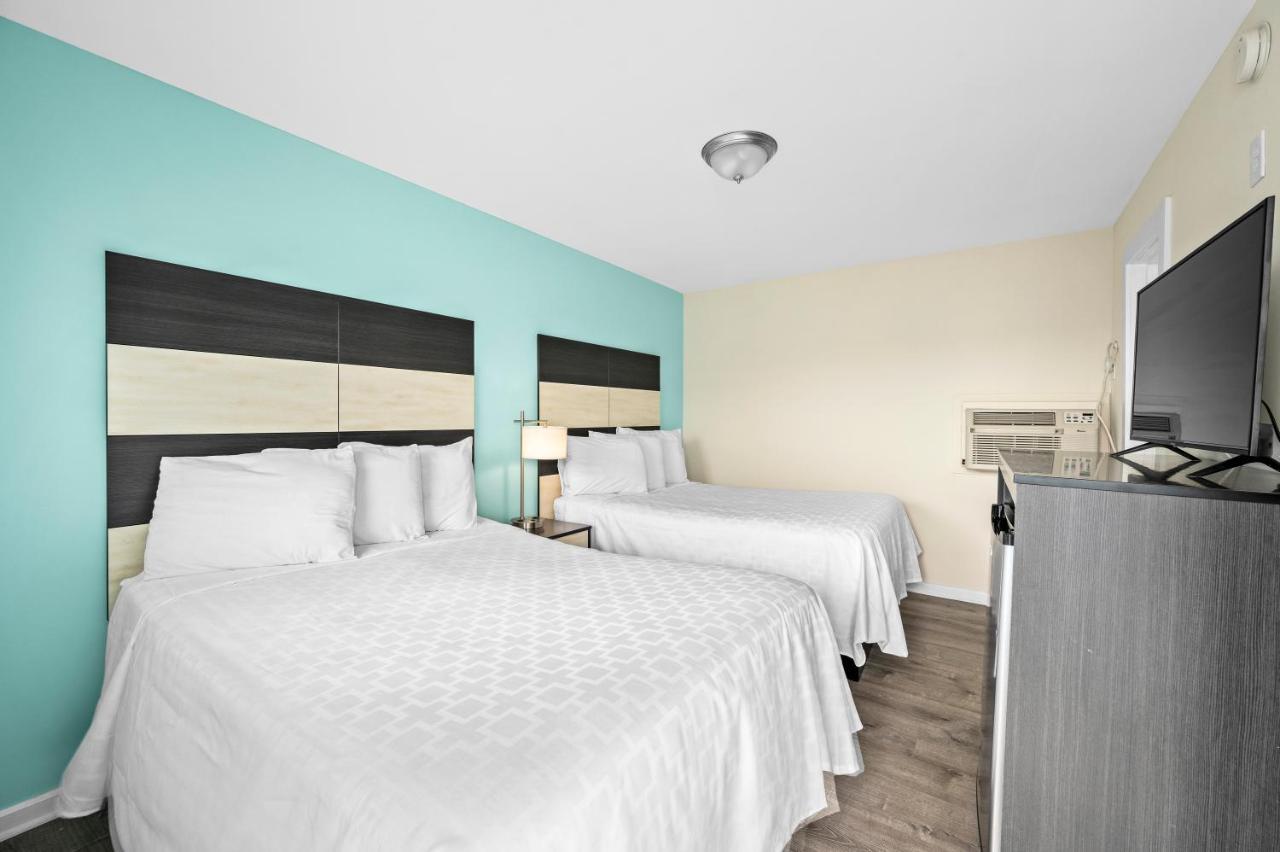 Standard Room with Two Double Beds