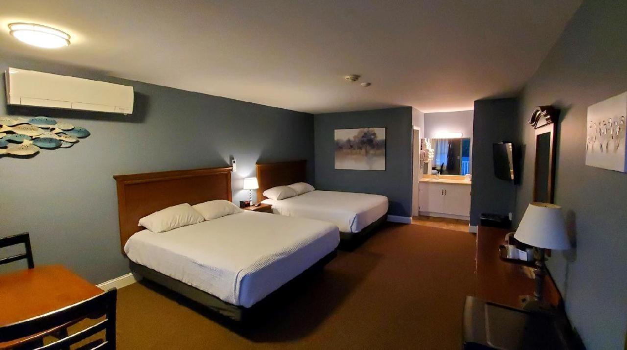 Double Room Two Queen Beds