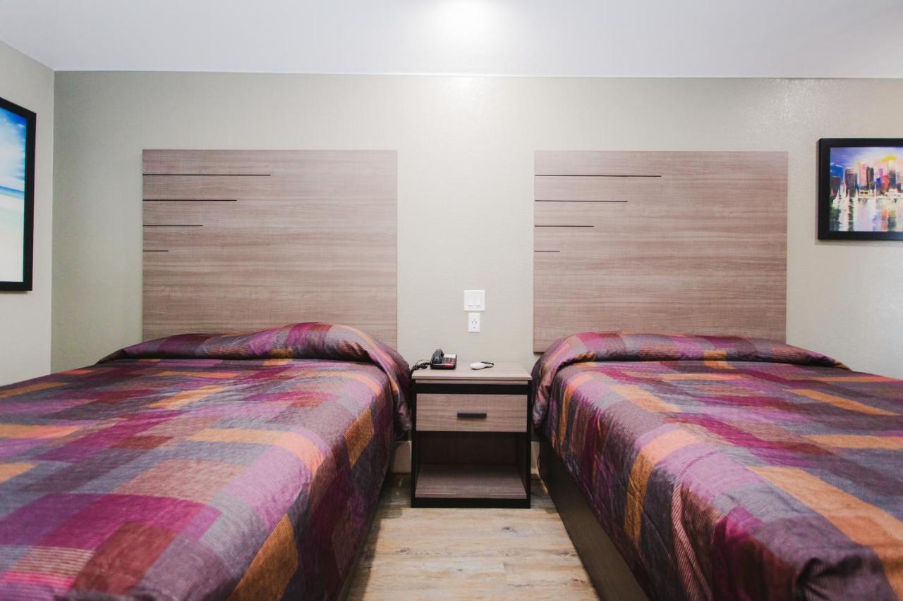 Superior Queen Room Two Queen Beds