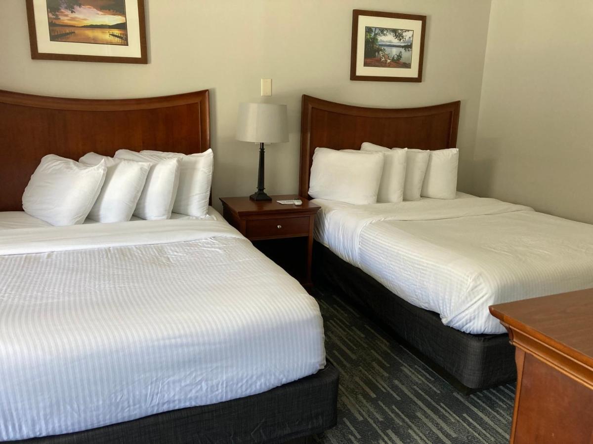 Two Queen Beds (Standard Building)