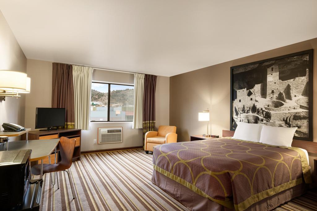 Chambre Lit Queen-Size Accessible aux Personnes à Mobilité Réduite - Non-Fumeurs