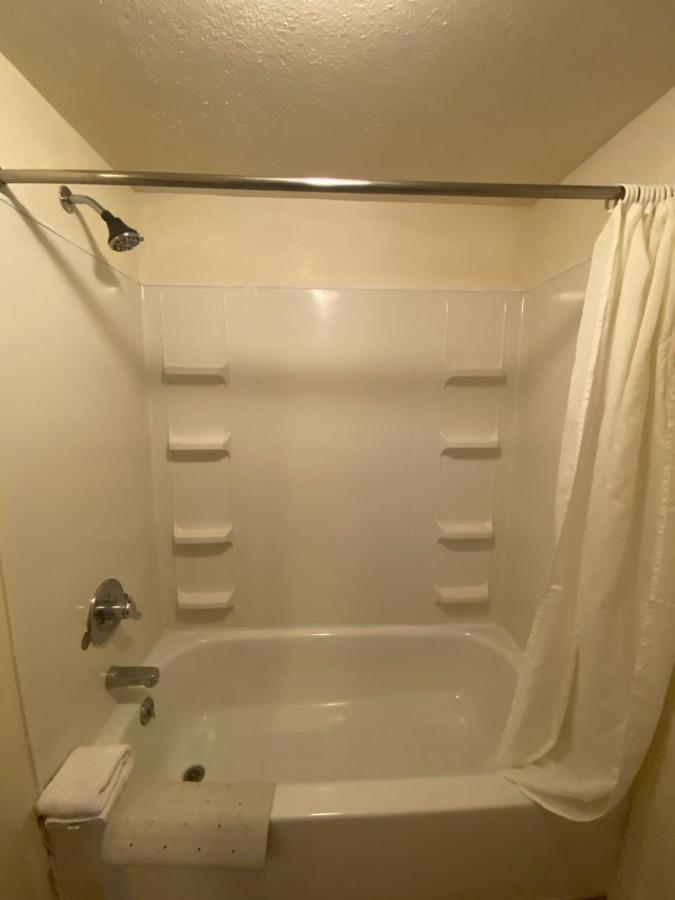 Standard Double Room with Shared Bathroom,1130856492:JPEG