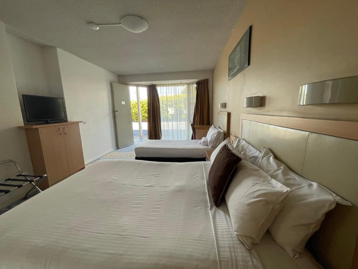 Standard Double or Twin Room,1153641078:JPEG