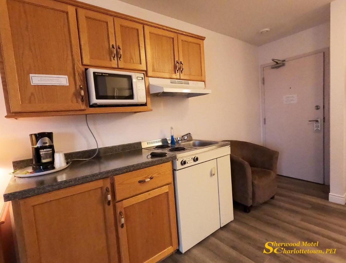 Queen Room with Two Queen Beds and Kitchen