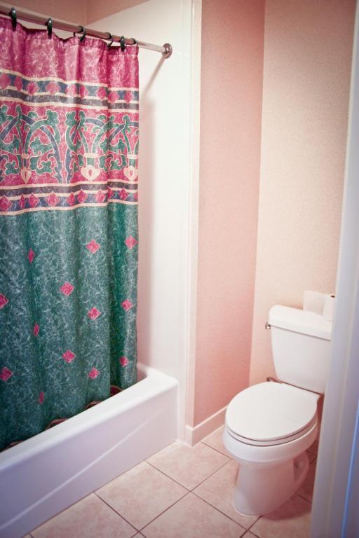 Quarto Queen com 2 Camas Queen-size - Fumador