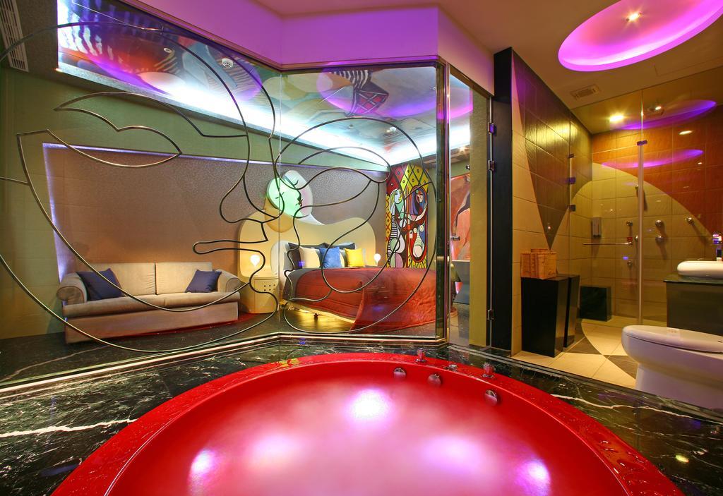 Economy Double Room (check-in after 18:00)