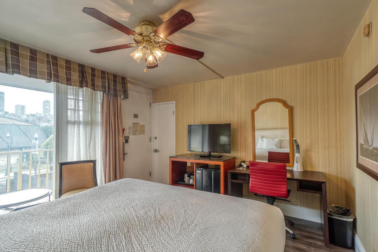 Classic Room, 1 King Bed,1541324239:JPEG