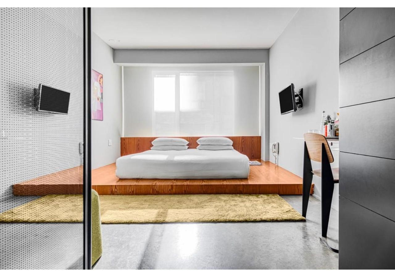 Standard Room,1349157071:JPEG