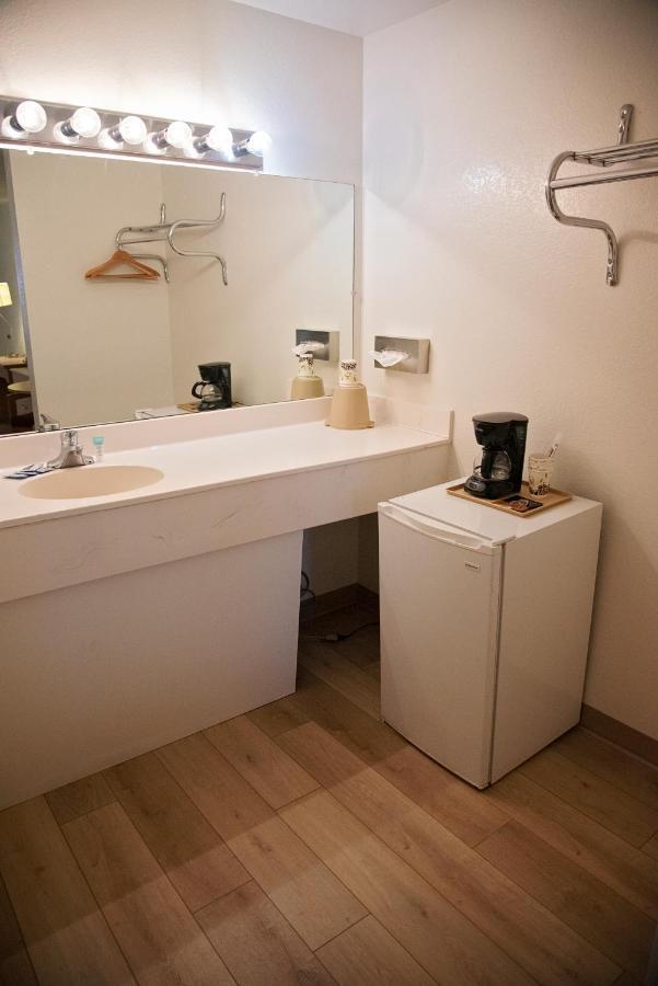 Standard Double Room,1197456517:JPEG