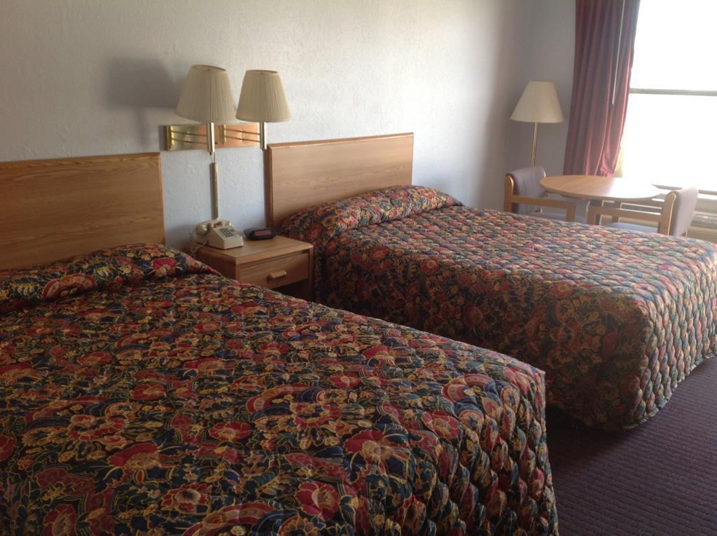 Double Room Two Double Beds Non-Smoking,1281682264:JPEG