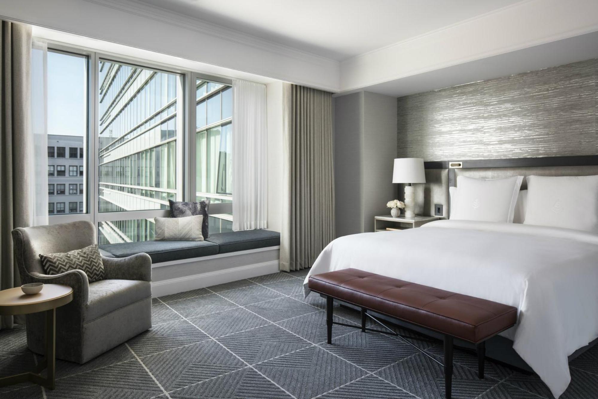 Premier King Room