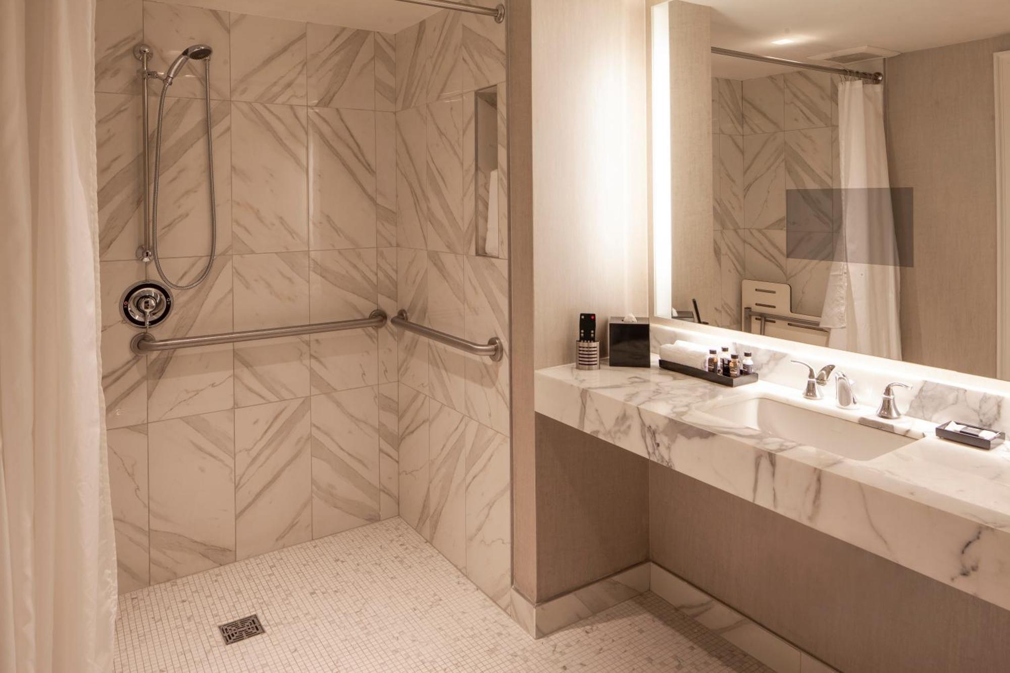 City Lights Suite
