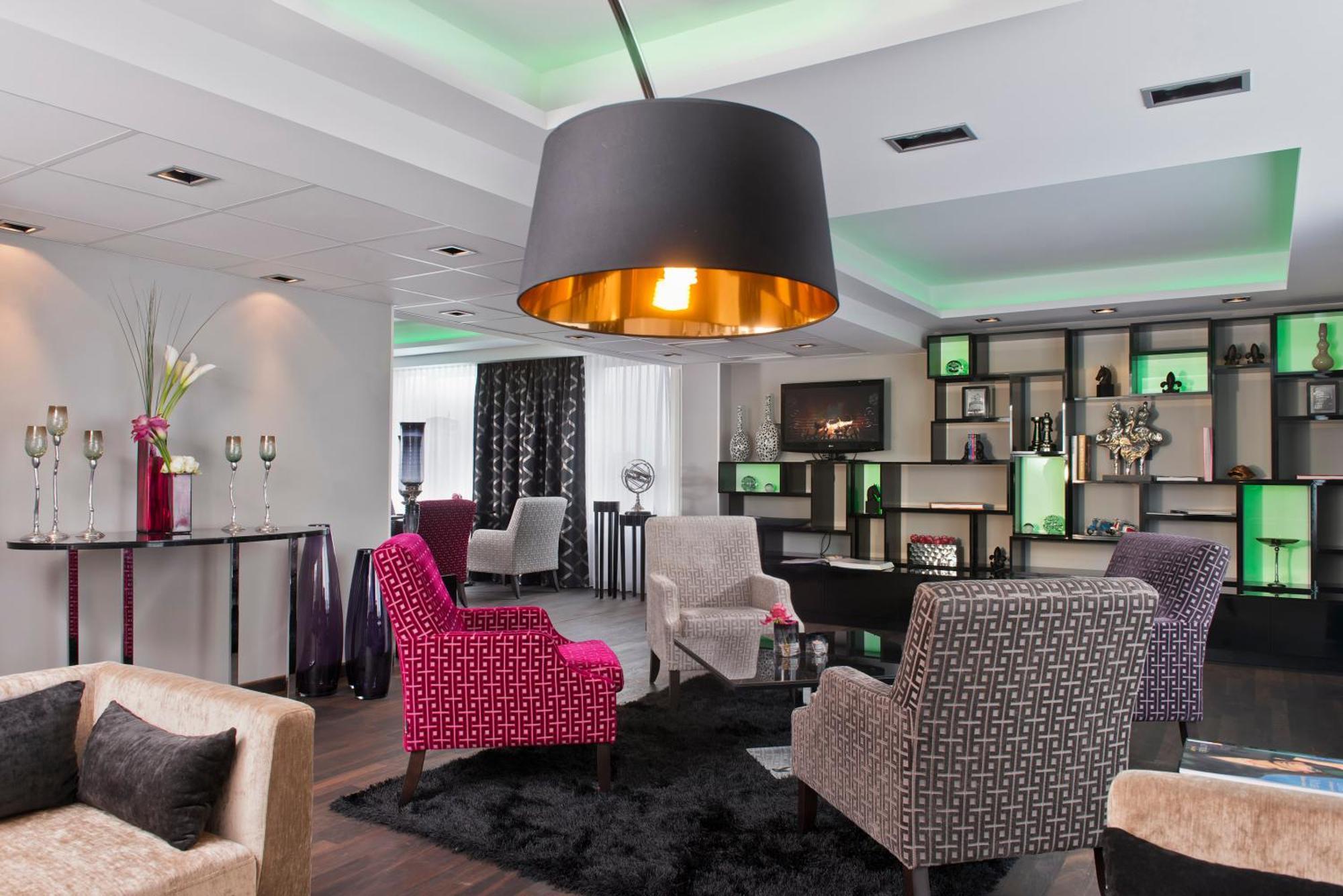 Chambre Double Club - Accès Gratuit au Salon Club