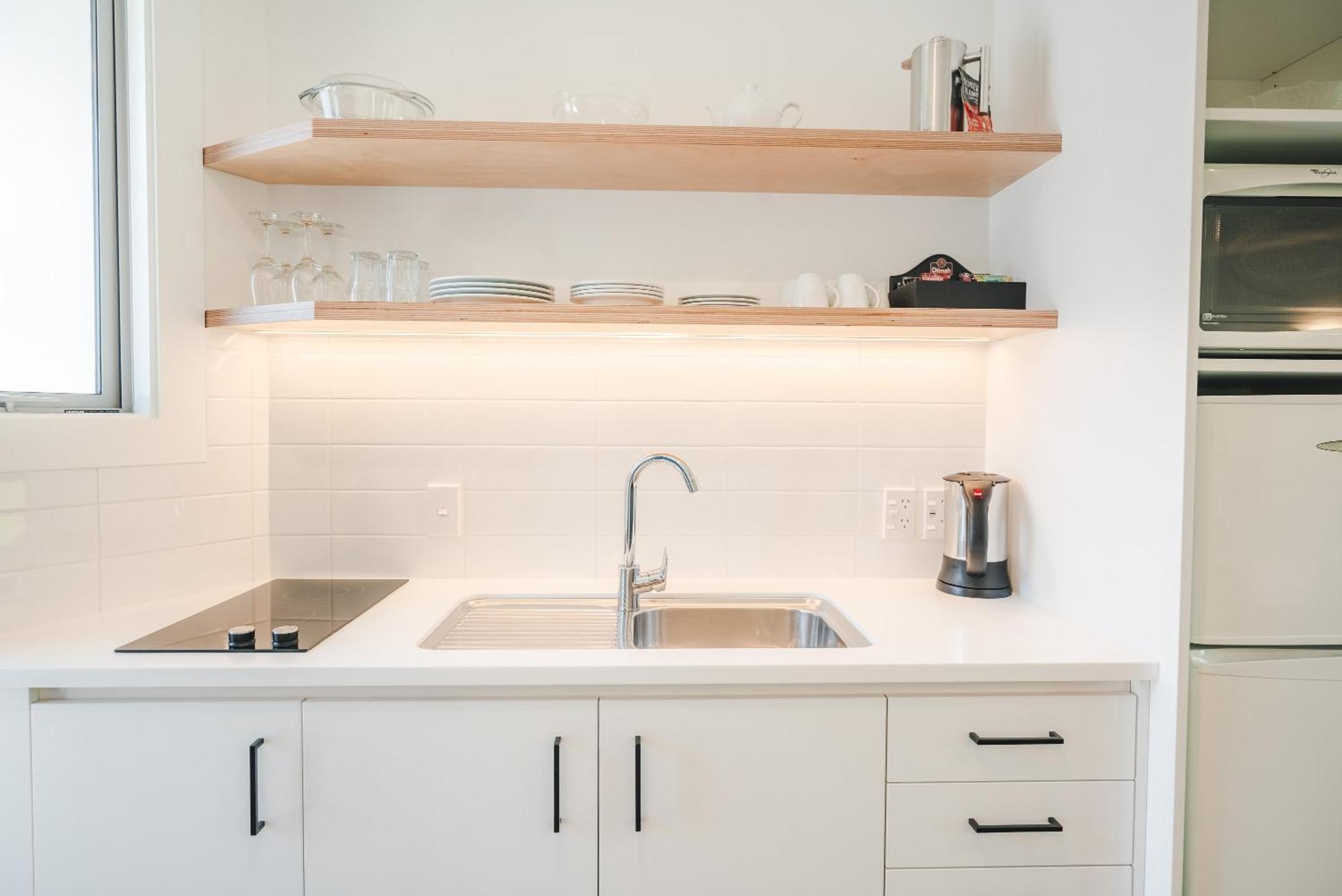 One Bedroom Kitchen
