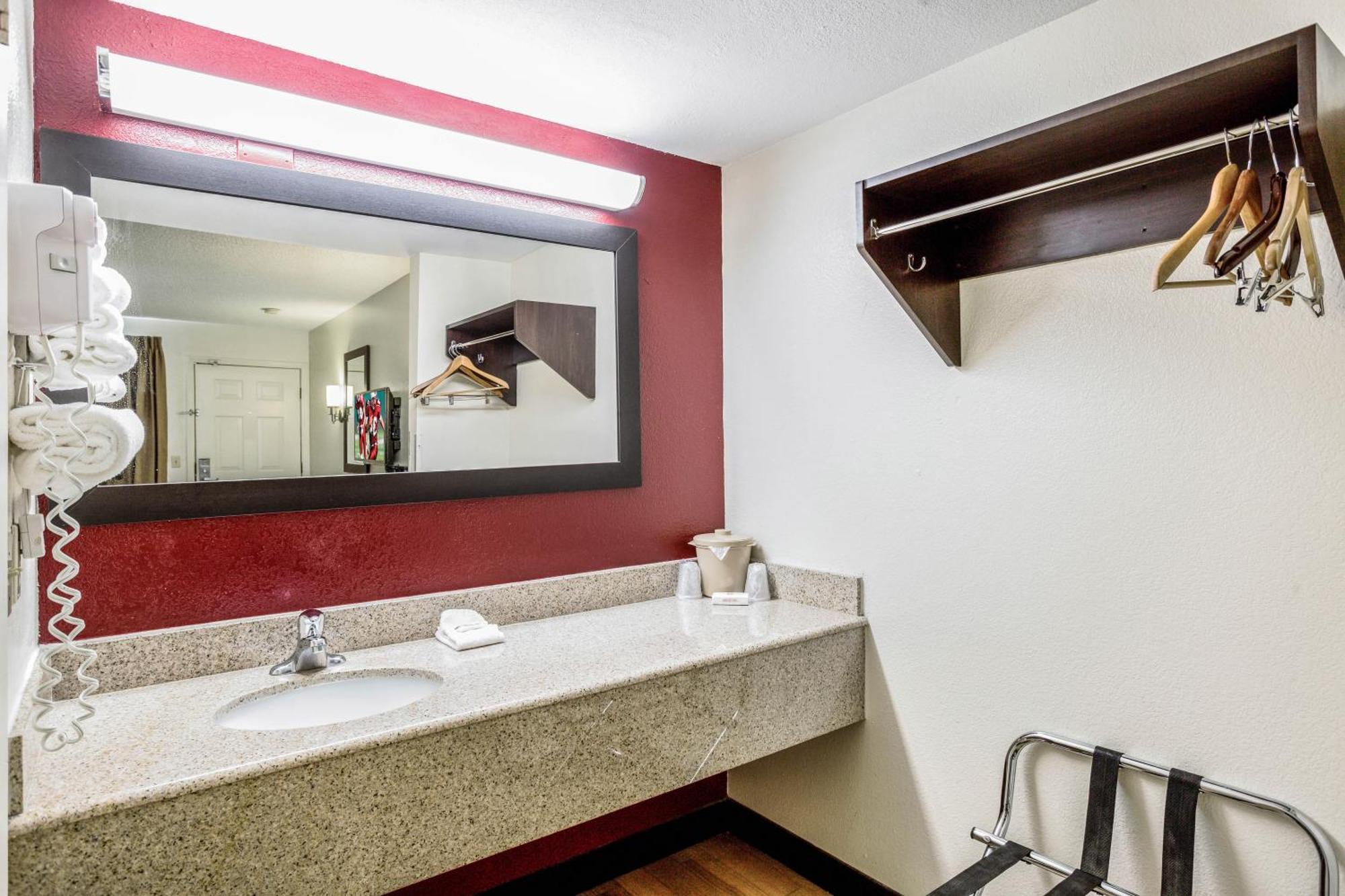 Deluxe Room with Two Queen Beds Smoke Free