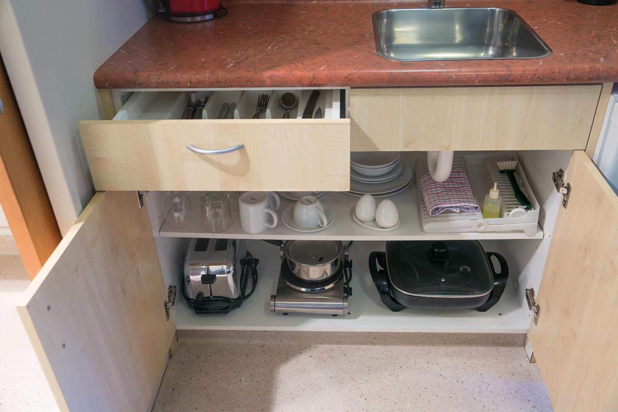 Studio with Mountain View,1221901261:JPEG