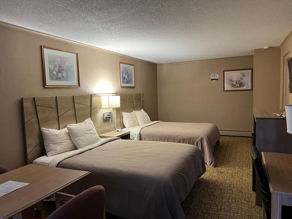 Double Room with Two Double Beds,1245938986:JPEG
