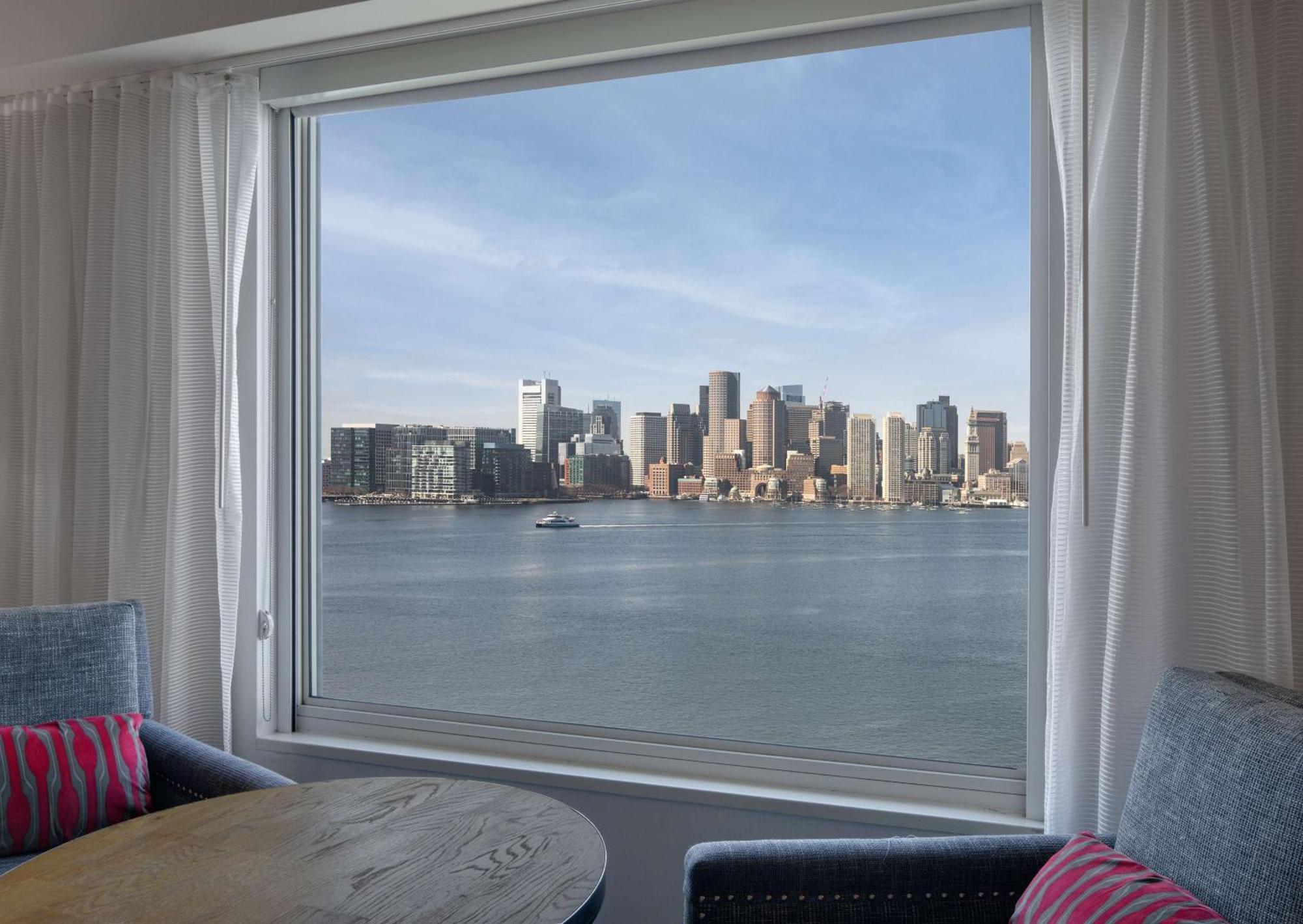 Habitación Doble con vistas al puerto - Cama doble grande