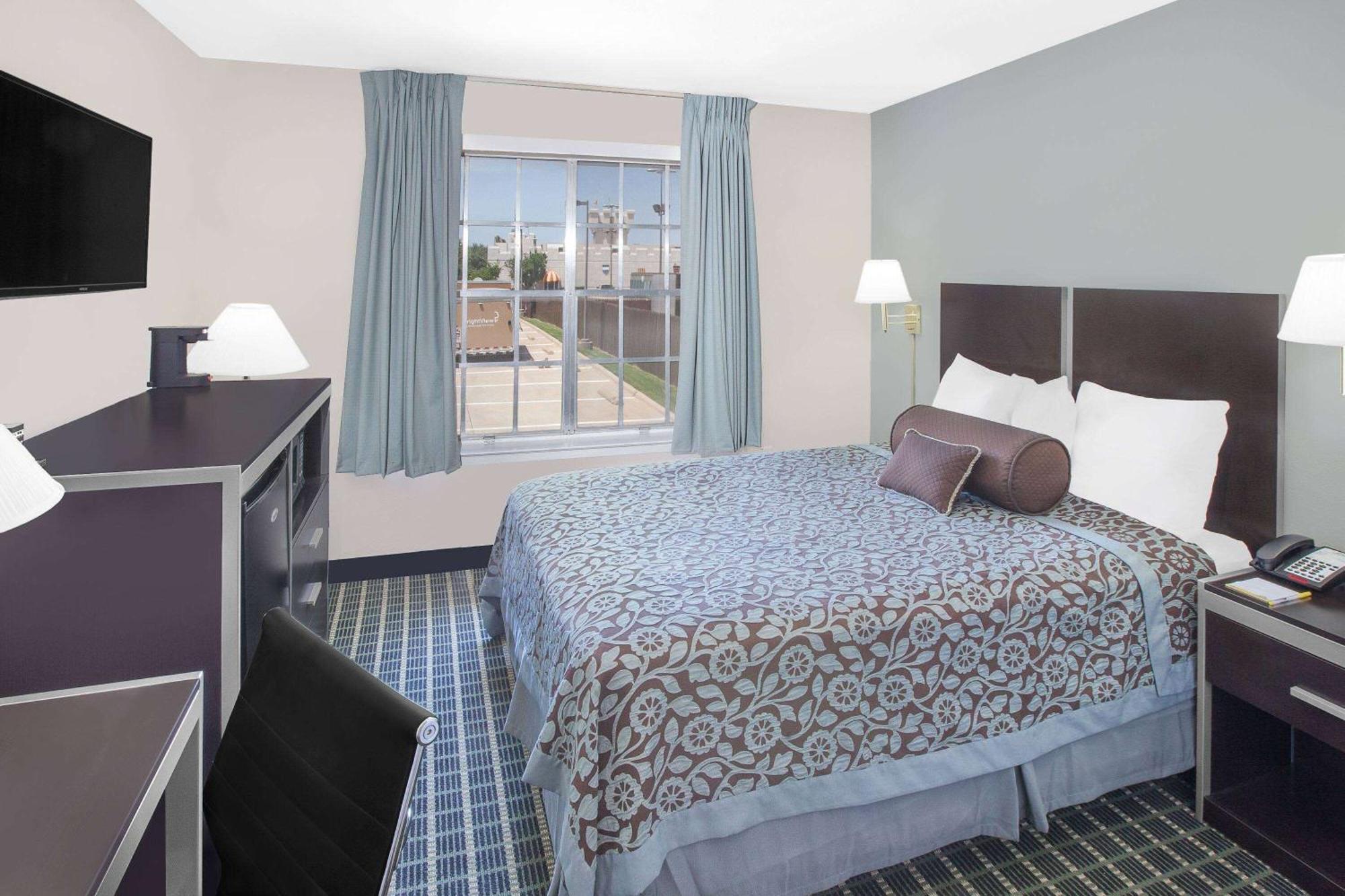 Quarto com Cama Queen-size - Não Fumantes