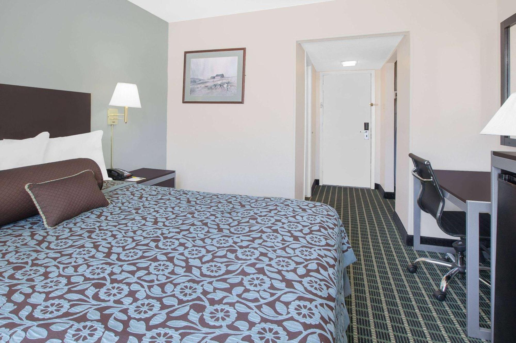 Quarto com Cama Queen-size - Fumantes
