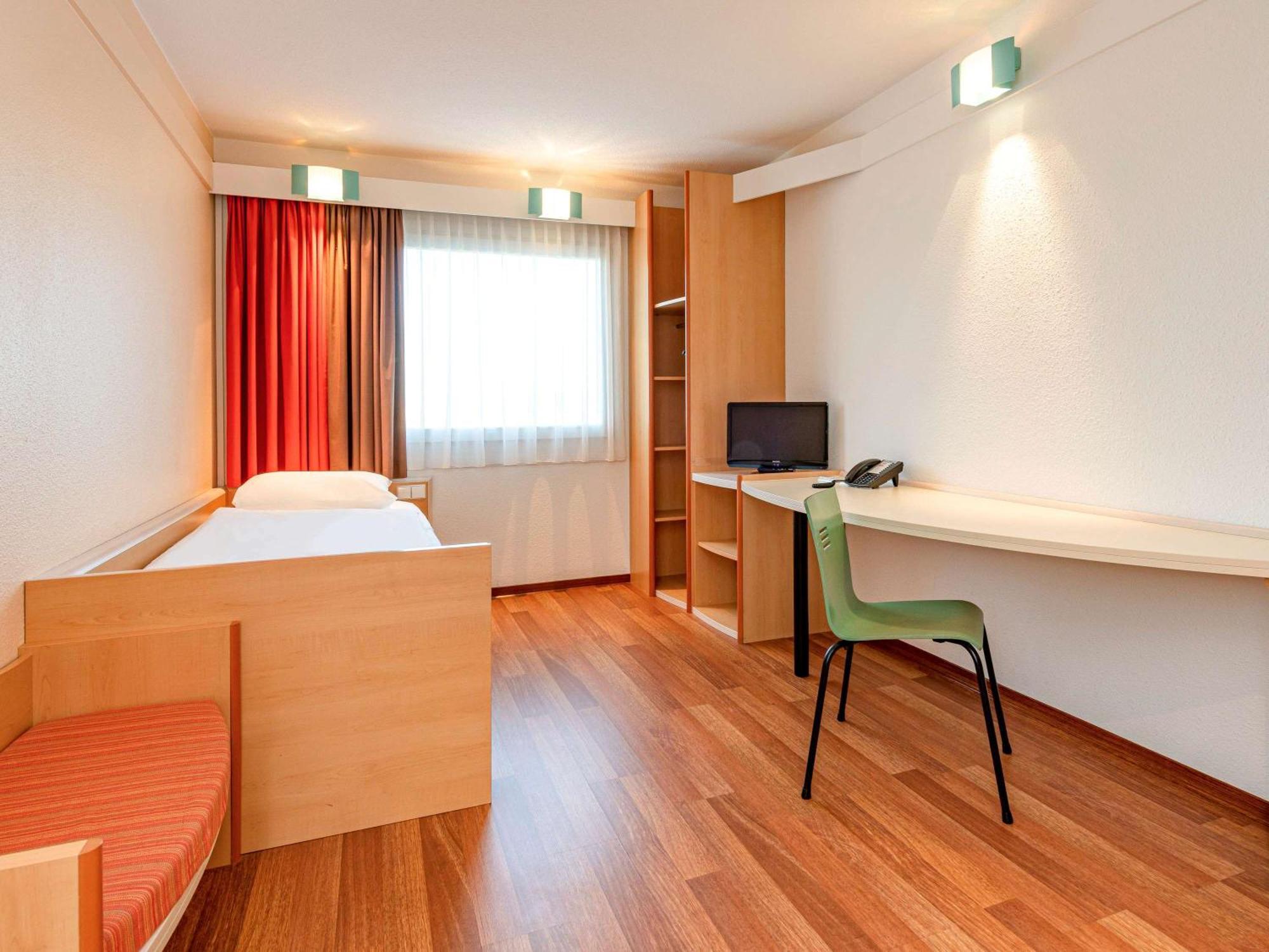 Single Room Disability Access,1400569064:JPEG
