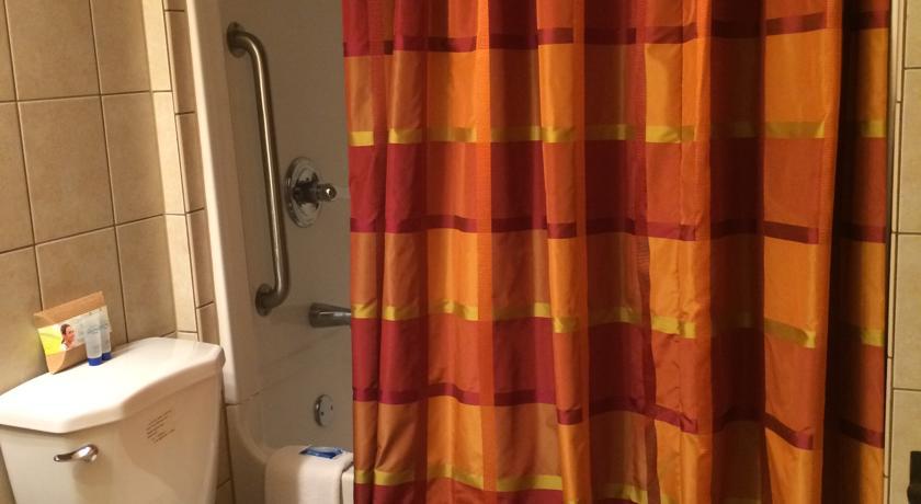 Queen Room with Two Queen Beds with Balcony,220676588:JPEG