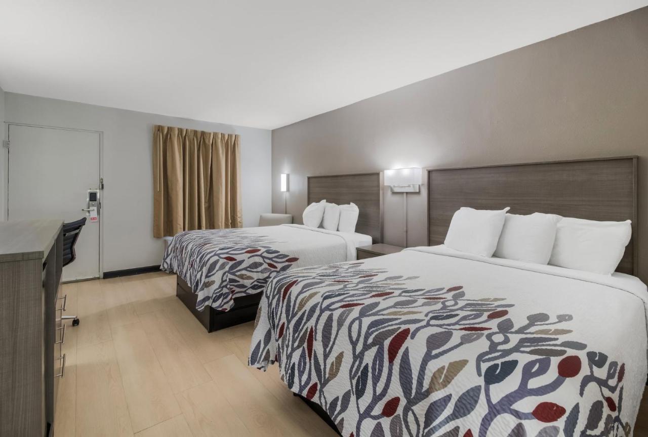 Deluxe Room with Two Queen Beds Non-Smoking,1333193351:JPEG