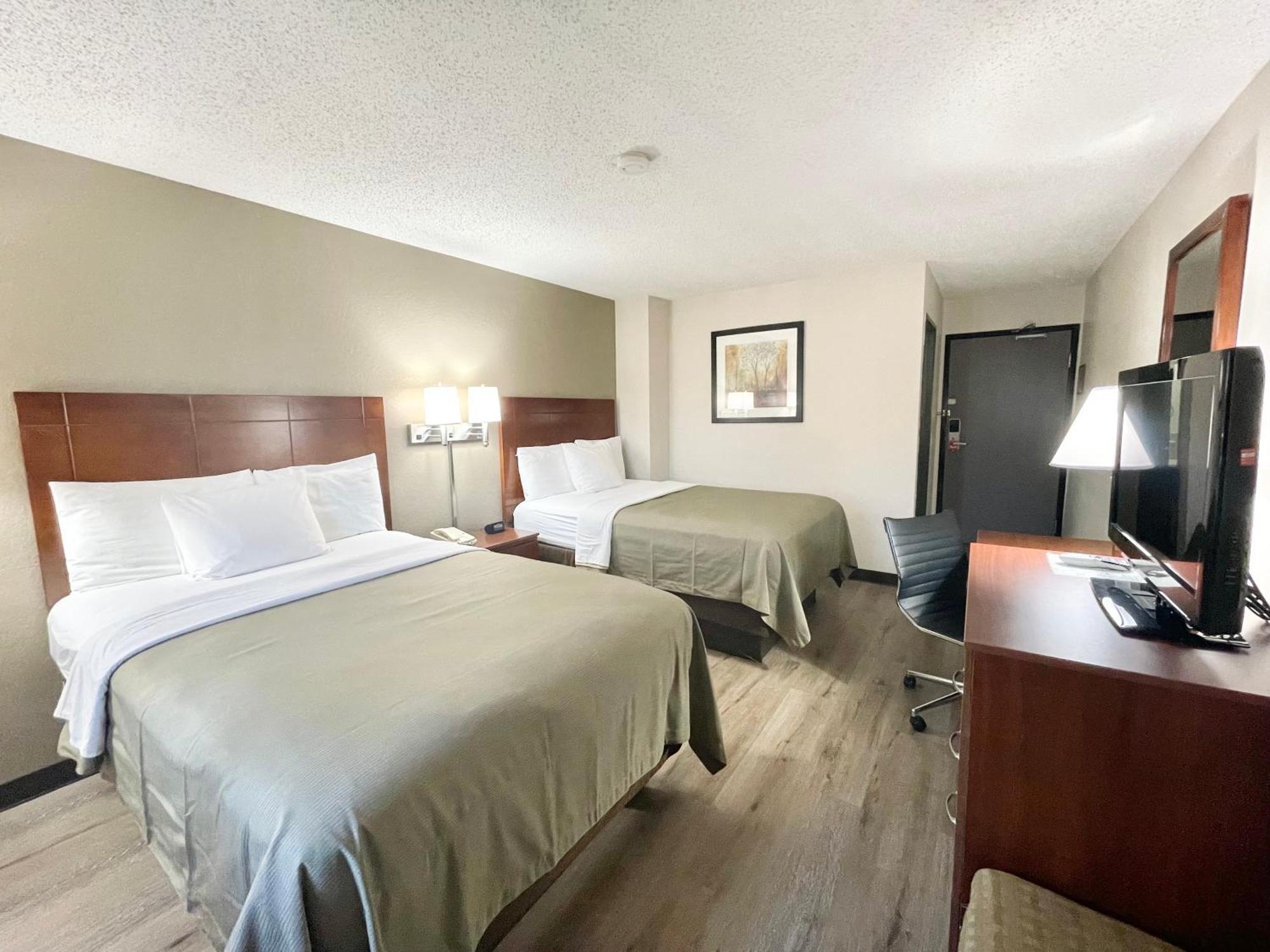 Double Room with Two Double Beds - Non-Smoking