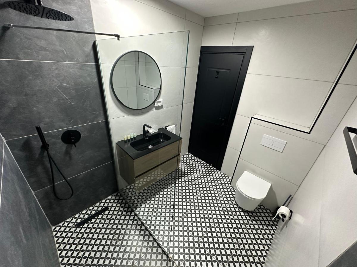 Deluxe Triple Room,1343517593:JPEG
