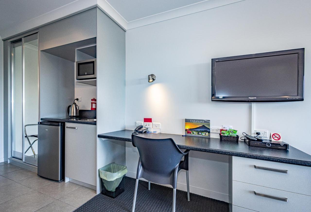Studio Kitchenette