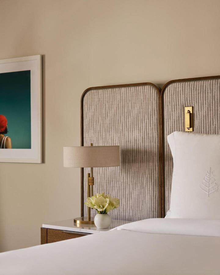 Premier Cityscape Room Double