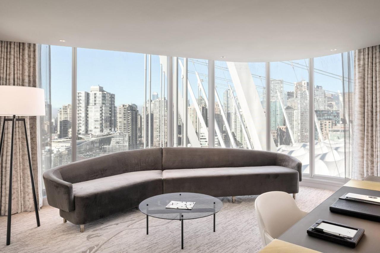 One-Bedroom King Suite,1364509700:JPEG
