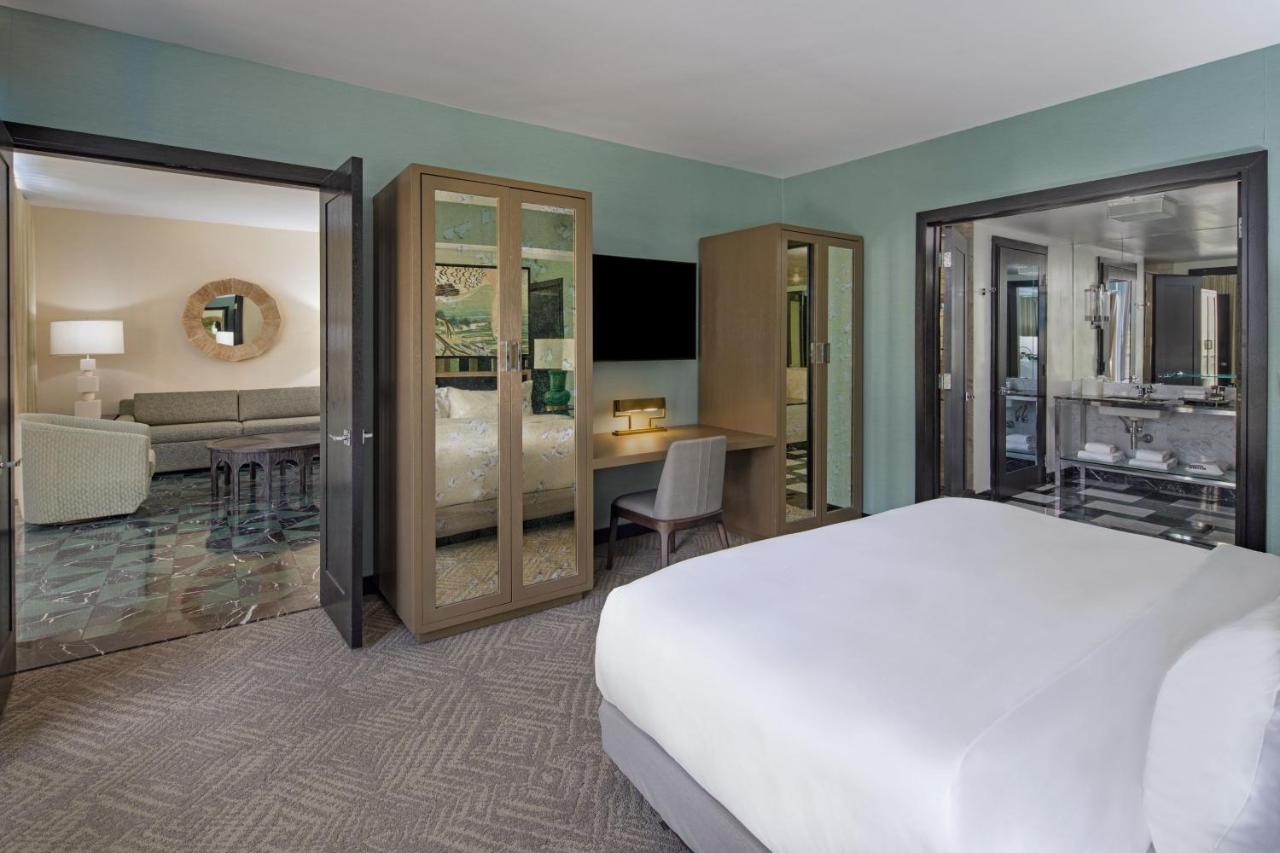 One-Bedroom Large Supreme King Suite