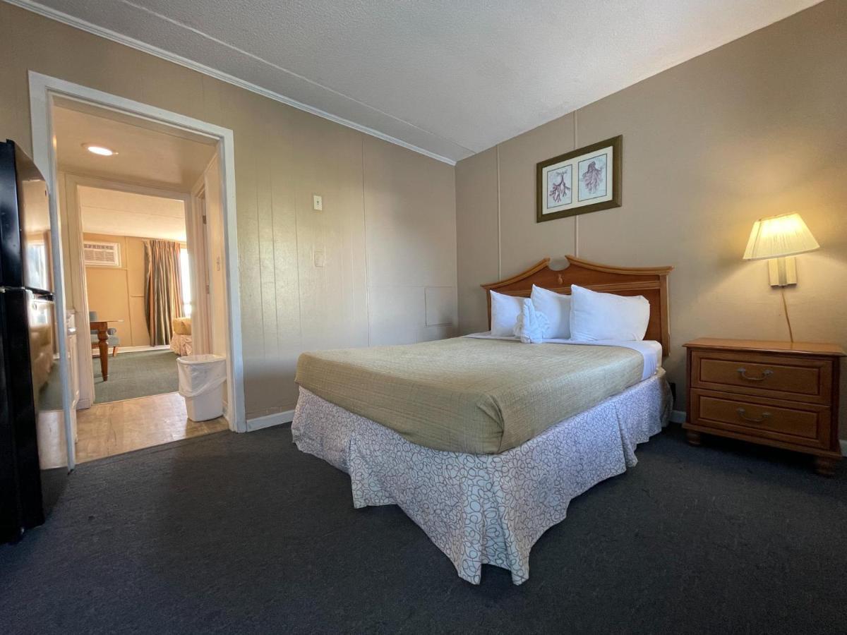 Two-Bedroom Suite
