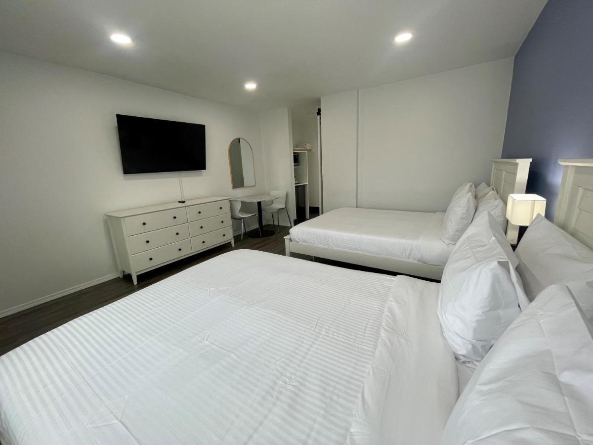 Superior Queen Room with Two Queen Beds