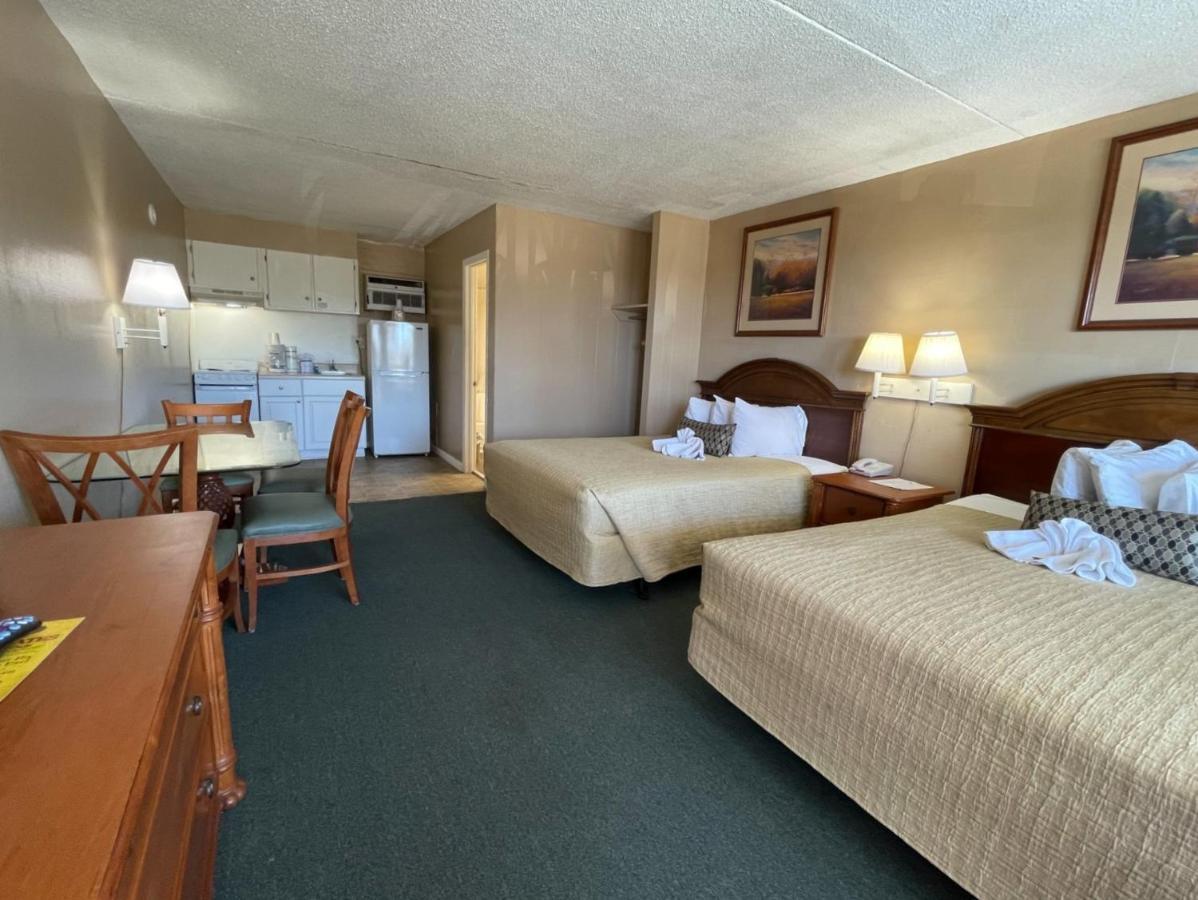 Standard Room with Two Queen Beds and Kitchenette