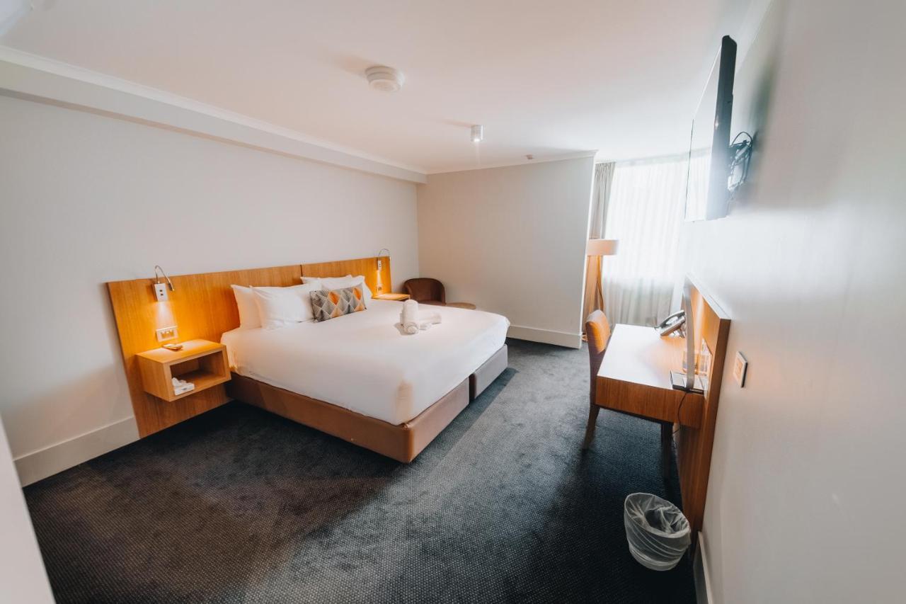 Premium King Room,1555997530:JPEG