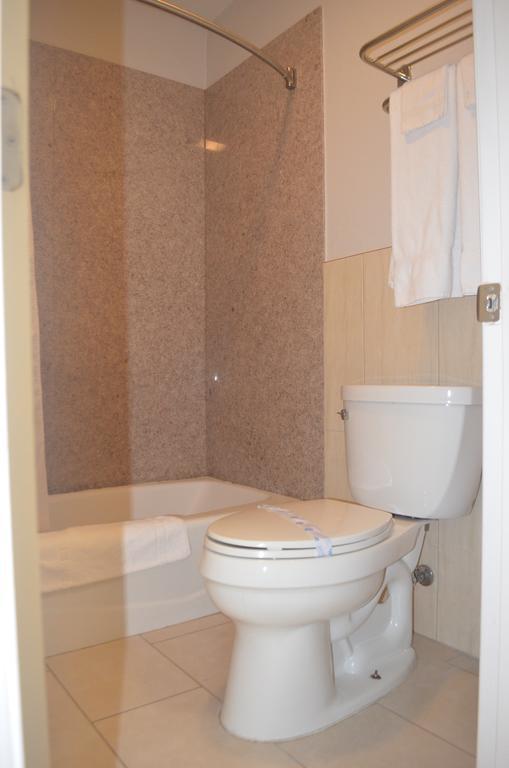 King Room,1614800022:JPEG