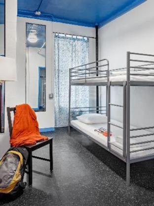 Single Bed 2-Bed Dormitory Room,1278166621:JPEG