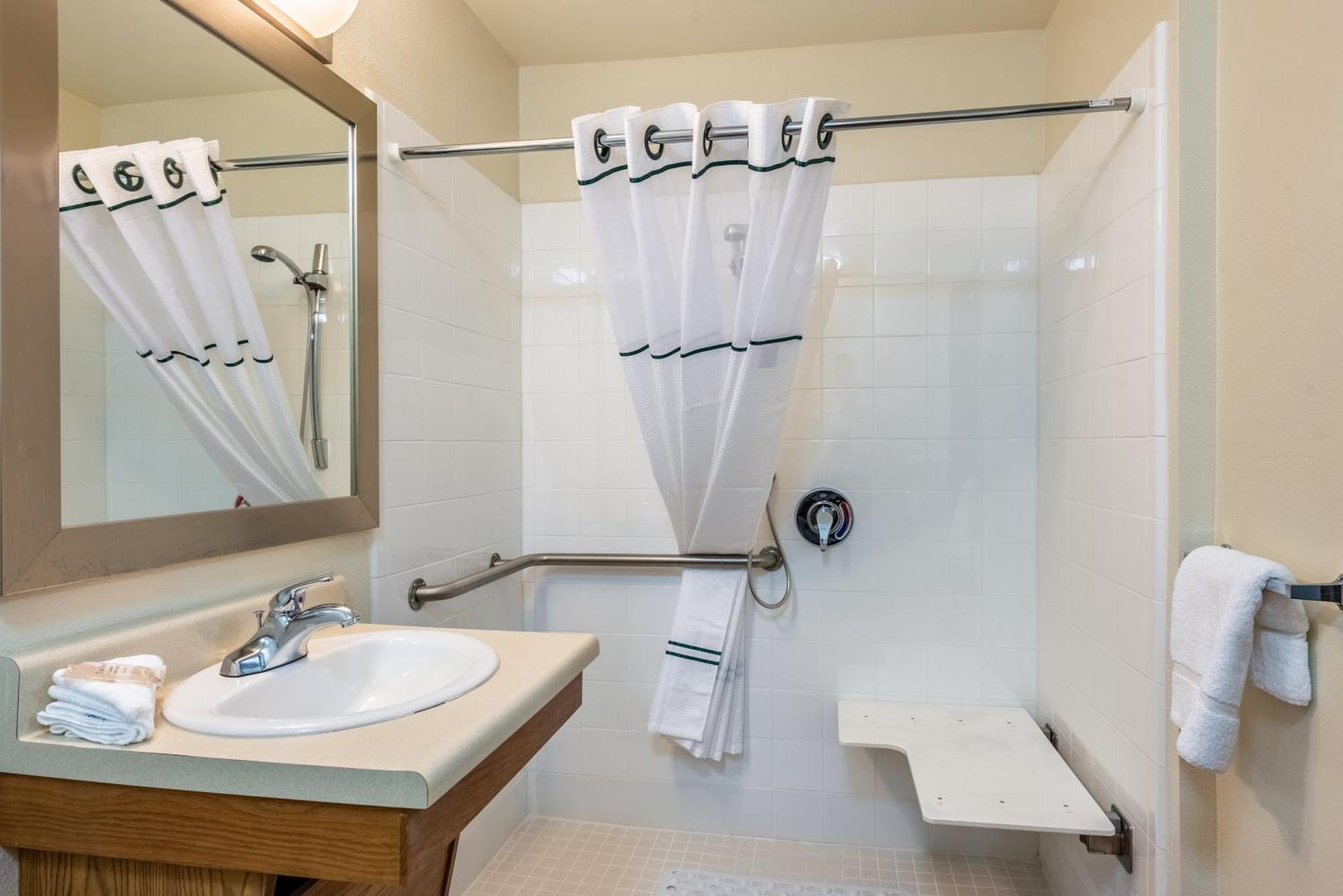 Studio One Double Room Disability Access Non-Smoking