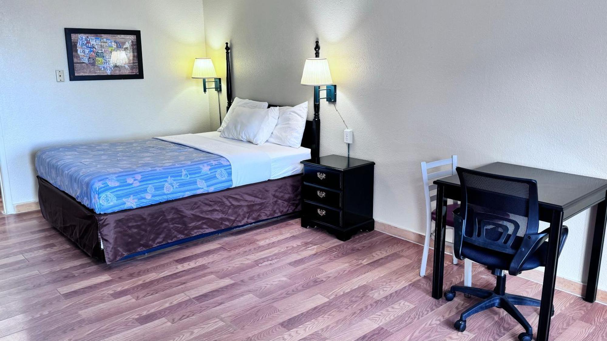 Standard Queen Room,1705755024:JPEG