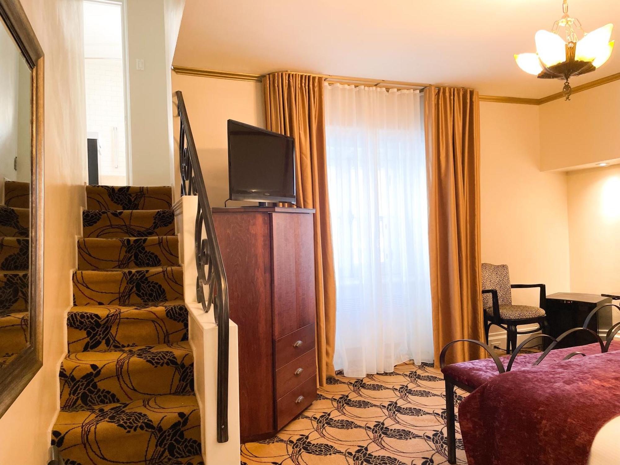 Classic Room