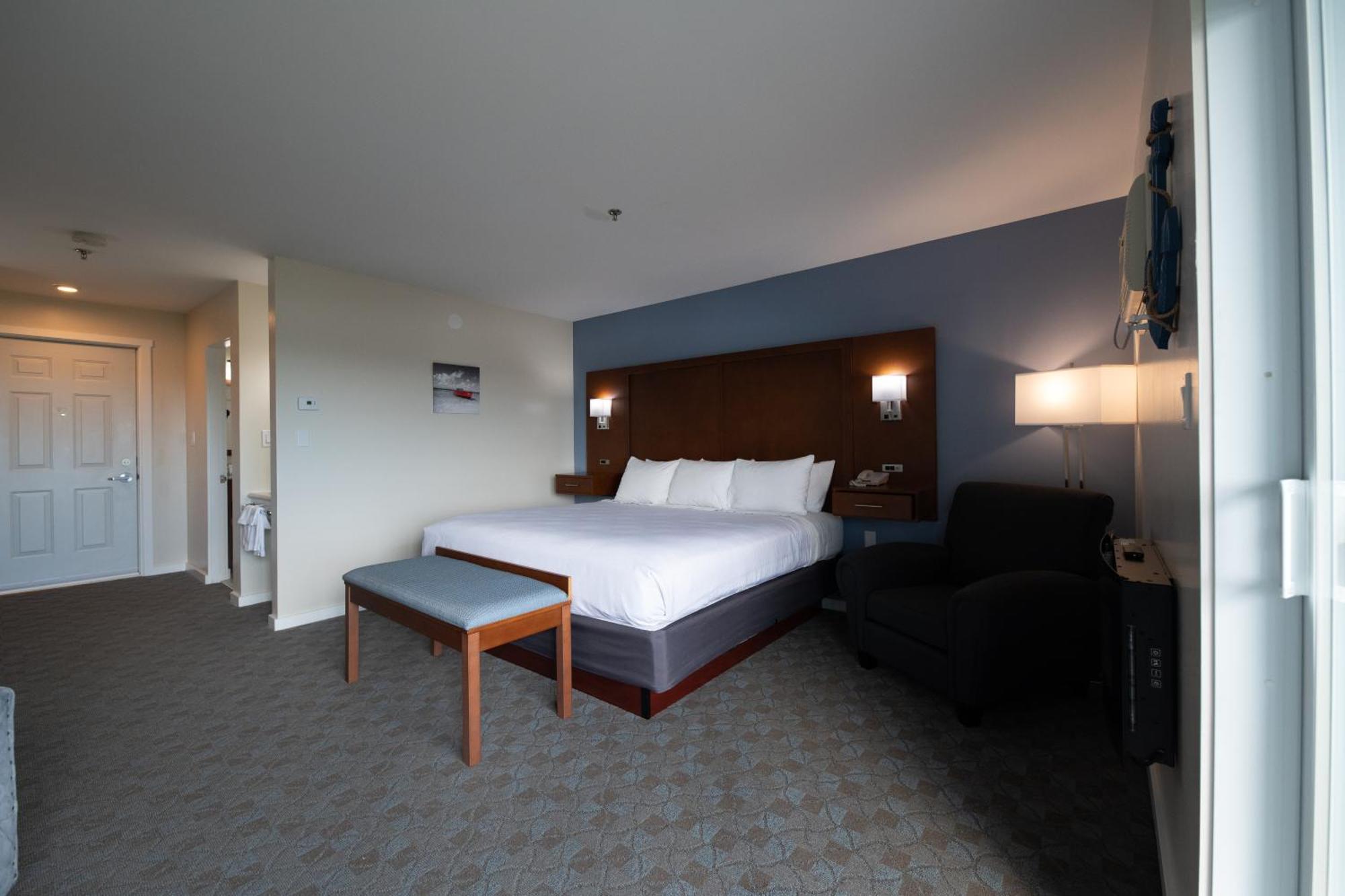 Superior King Room Ocean View