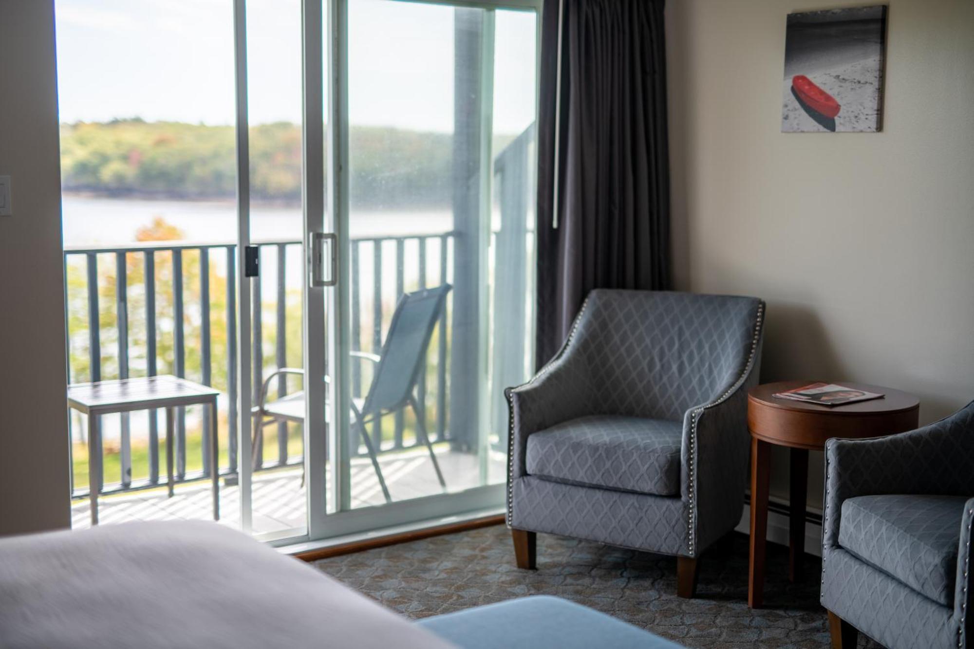 Superior King Room Ocean View
