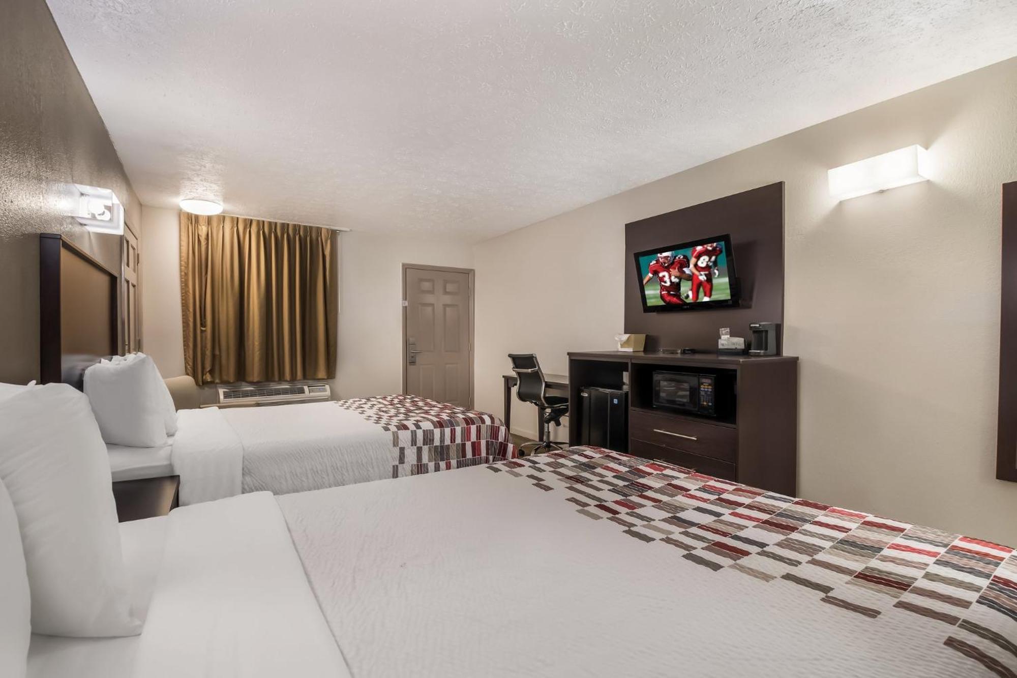 Deluxe Room with Two Queen Beds Non-Smoking,1707824410:JPEG