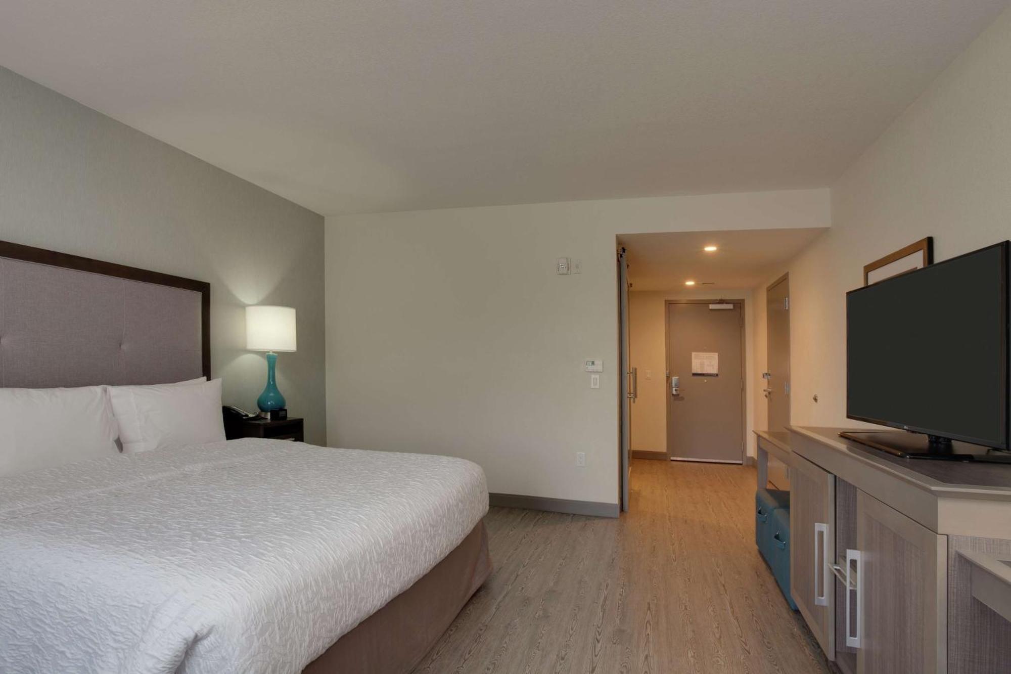 King Room - Non-Smoking,1552157143:JPEG